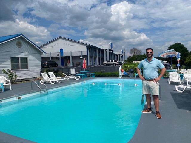 كوداك Smokies Inn - New Linens & Ultrafast Wifi - Friendliest Hospitality Guaranteed! المظهر الخارجي الصورة